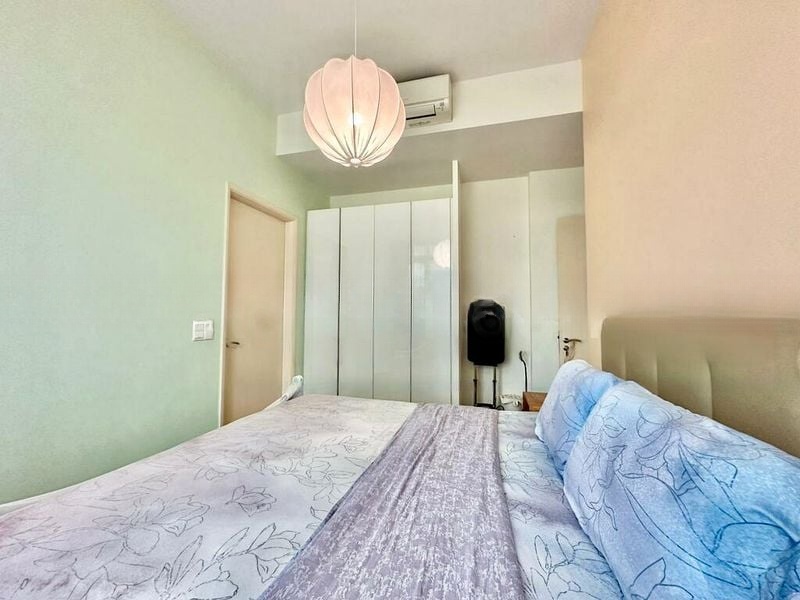 KINGSFORD . HILLVIEW PEAK 4