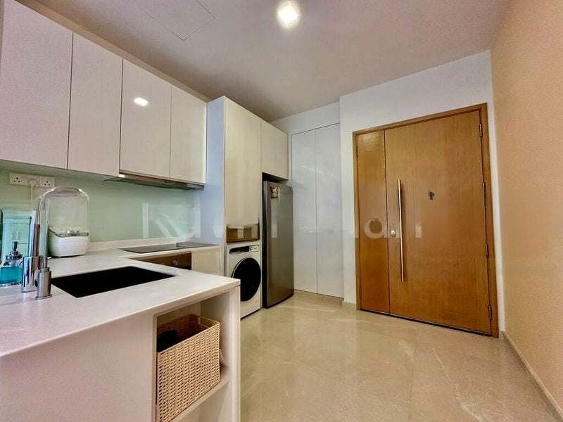 KINGSFORD . HILLVIEW PEAK 5