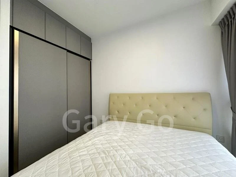 RIVERFRONT RESIDENCES 3