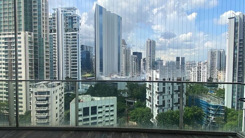 THE LINCOLN RESIDENCES 11