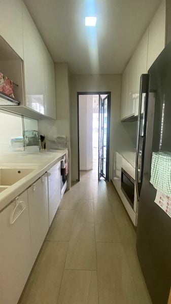 THE LINCOLN RESIDENCES 5