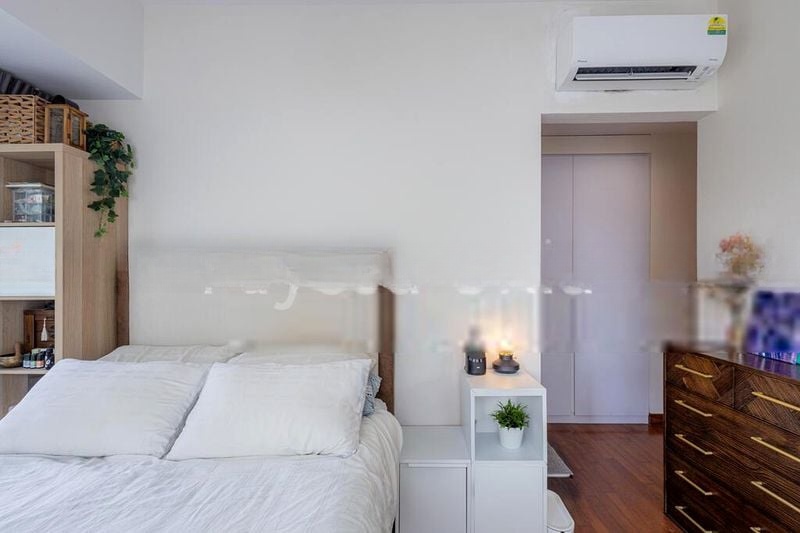 WHITESCAPE 5