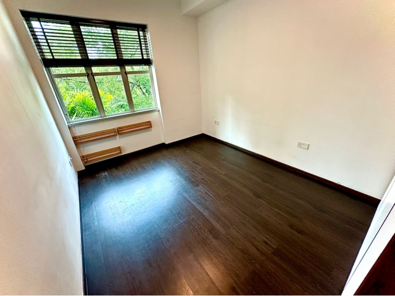 LANDBAY CONDOMINIUM 9