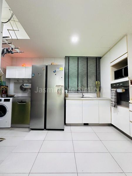 CLEMENTIWOODS CONDOMINIUM 11