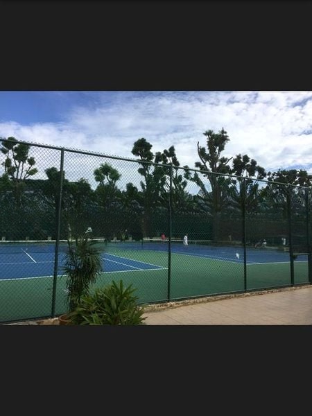 THE MAKENA 5