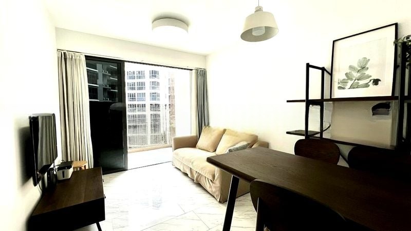 THE CRITERION 7