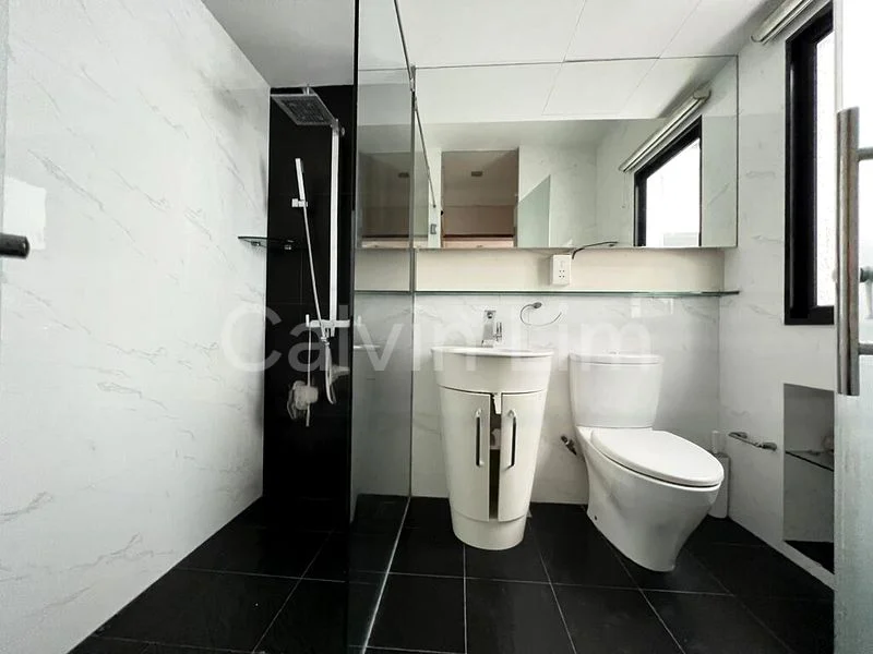 TOWNHOUSE APARTMENTS 3