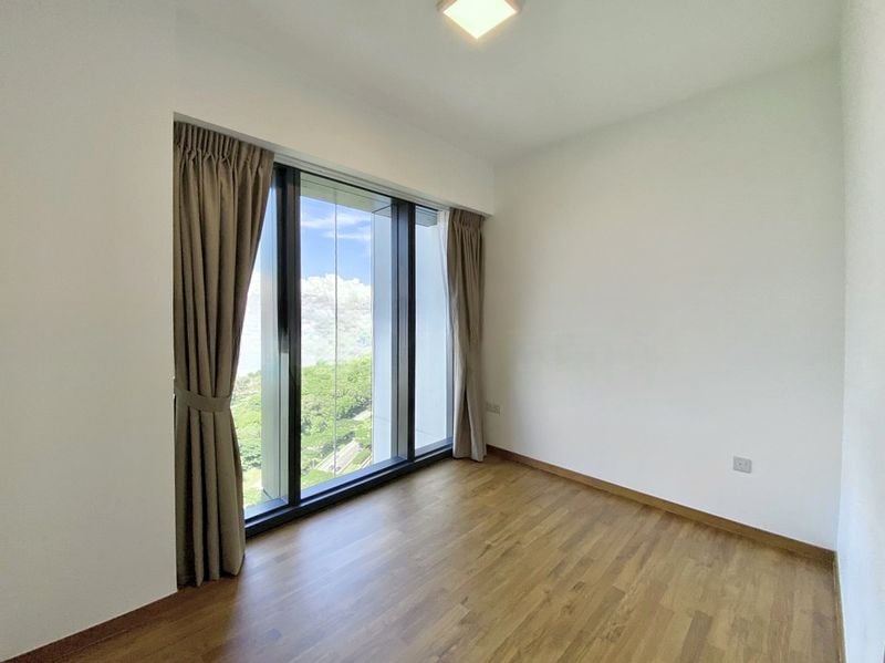 SEASIDE RESIDENCES 6