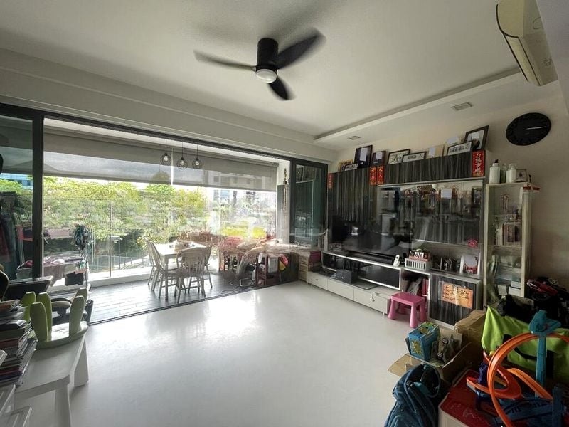 HEDGES PARK CONDOMINIUM 11