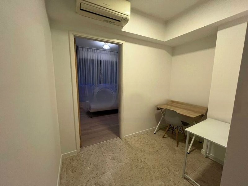 THE LAKEFRONT RESIDENCES 7