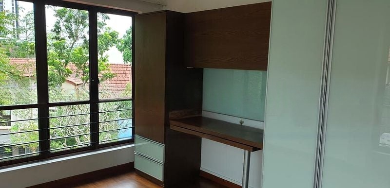 SUMMERHILL 1