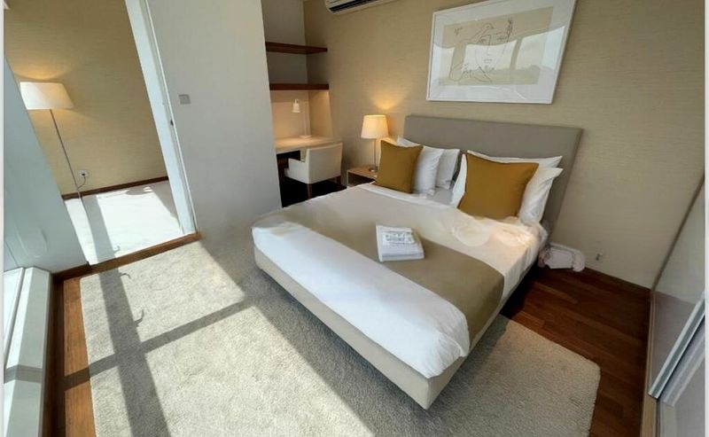 HIGH STREET CENTRE 2