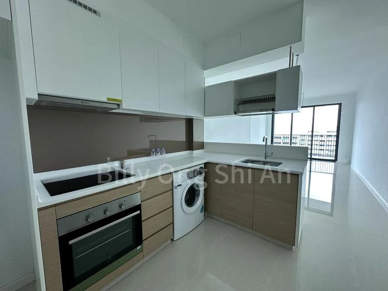 TREASURE AT TAMPINES 8