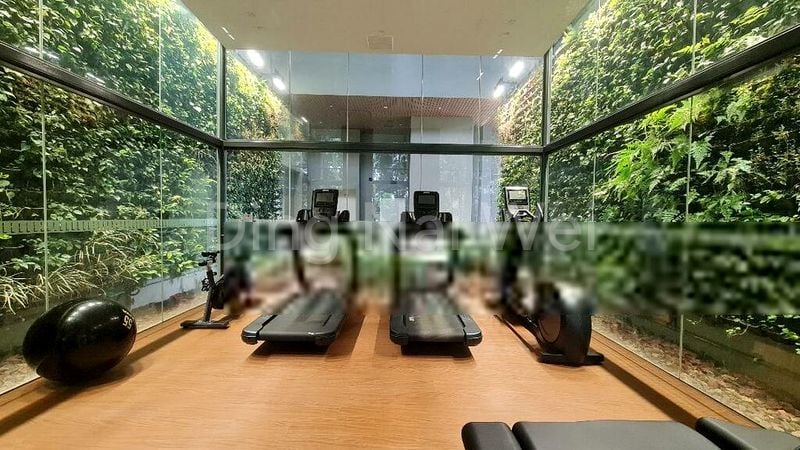 SLOANE RESIDENCES 13