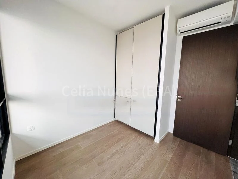 AVENUE SOUTH RESIDENCE 6