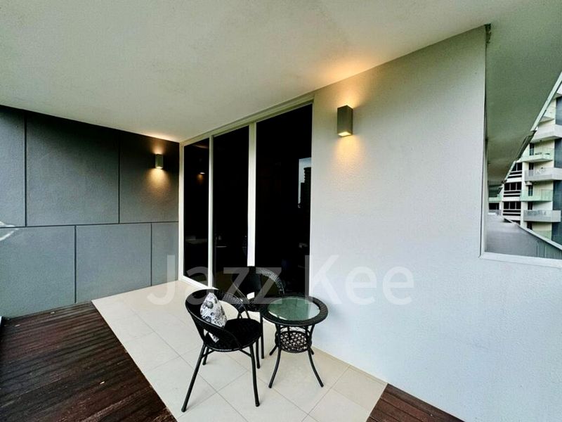 THE PEAK @ CAIRNHILL II 7