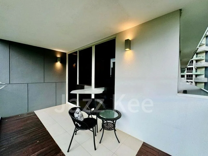 THE PEAK @ CAIRNHILL II 8