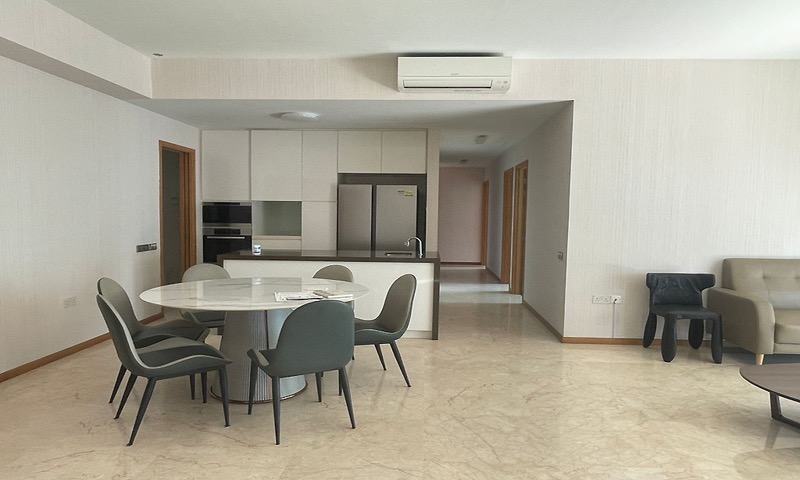 THE LINCOLN RESIDENCES 19