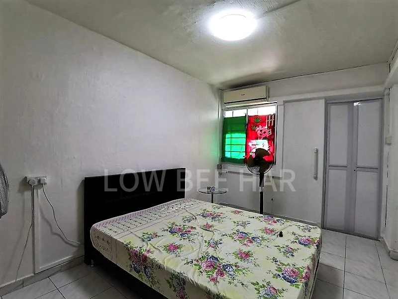 HOUGANG AVE 8 4