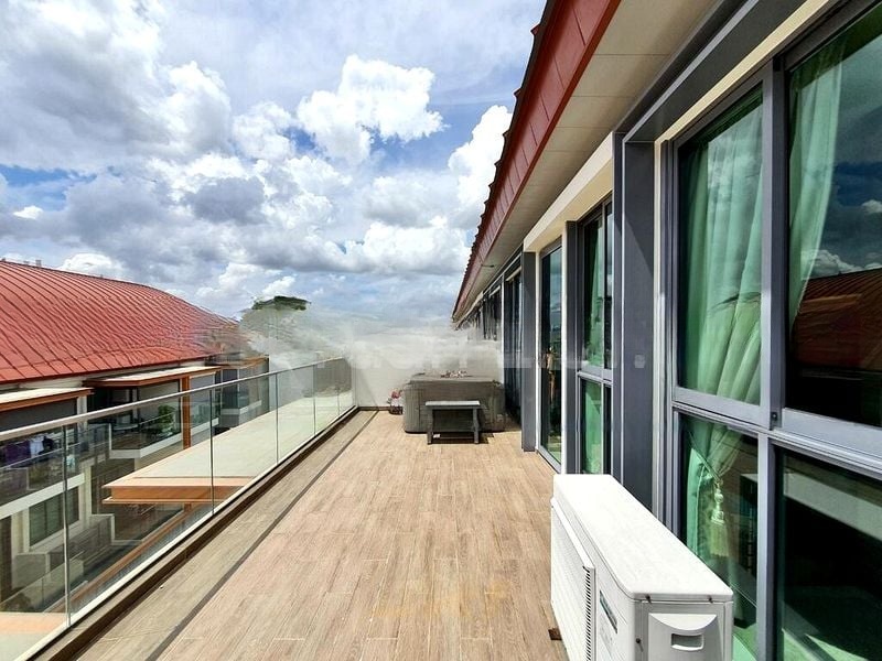 FLORAVIEW 8