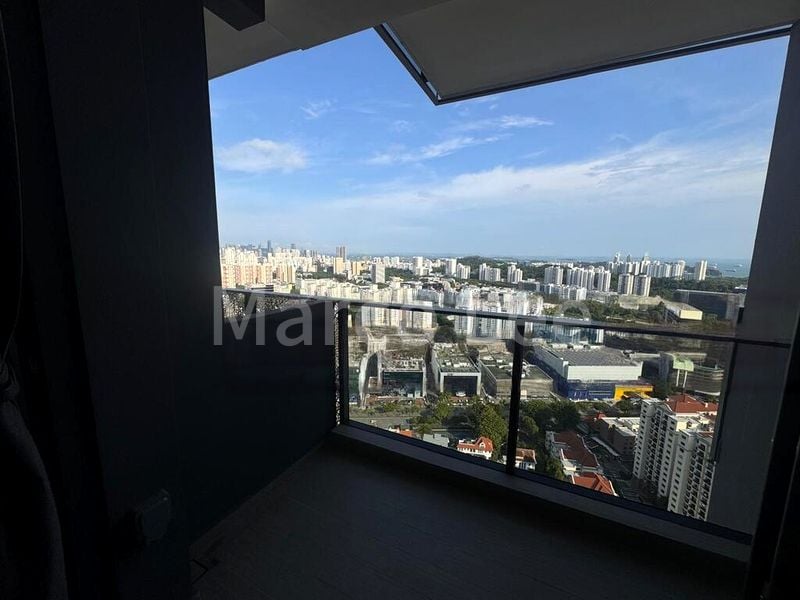 STIRLING RESIDENCES 5