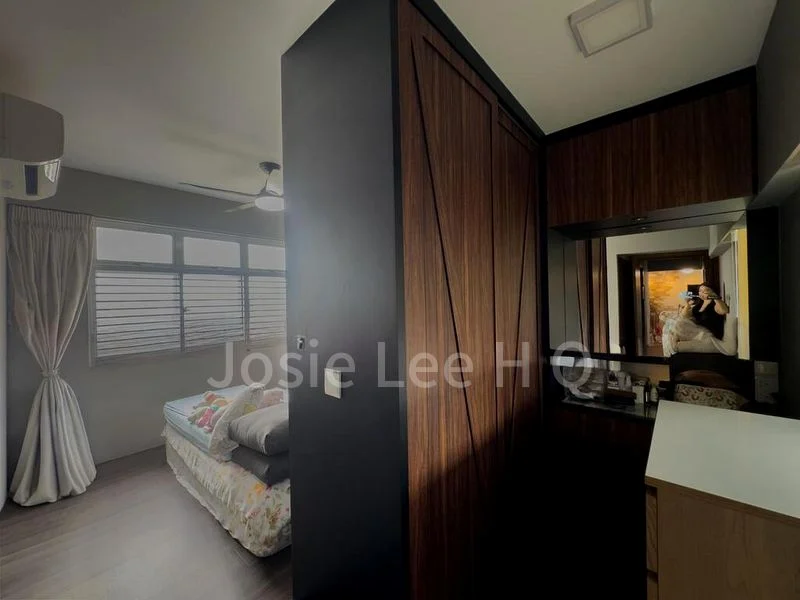 BT BATOK WEST AVE 6 4