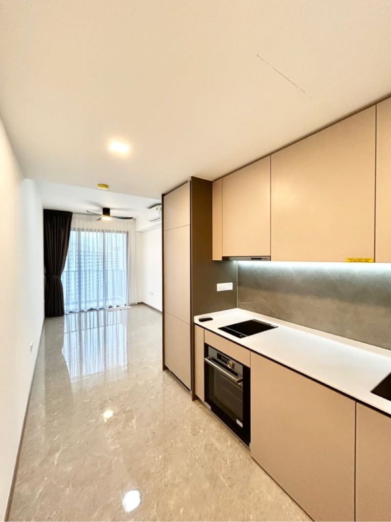 SENGKANG GRAND RESIDENCES 19