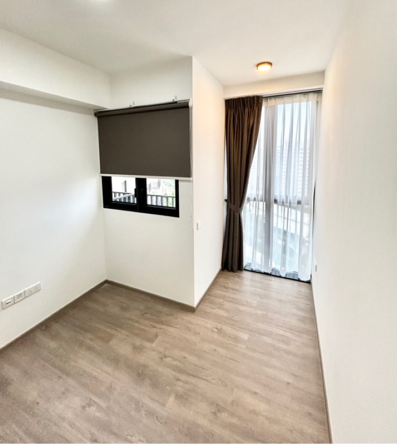 SENGKANG GRAND RESIDENCES 23