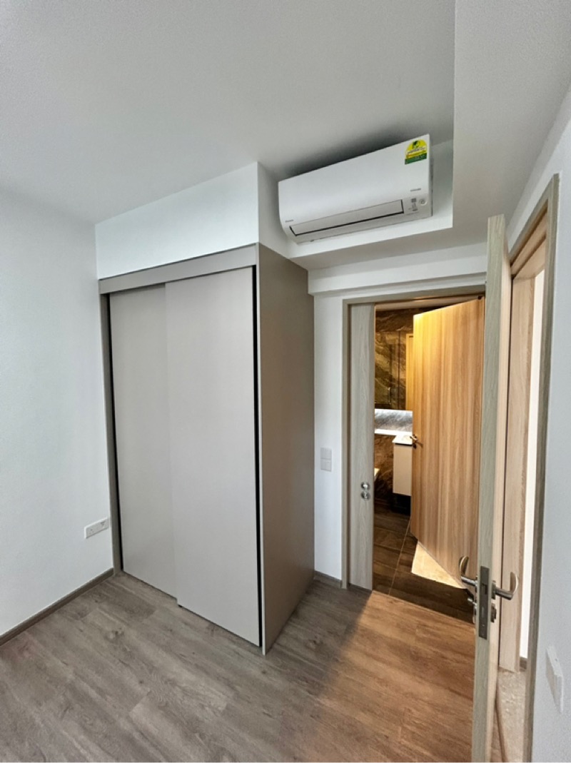 SENGKANG GRAND RESIDENCES 24