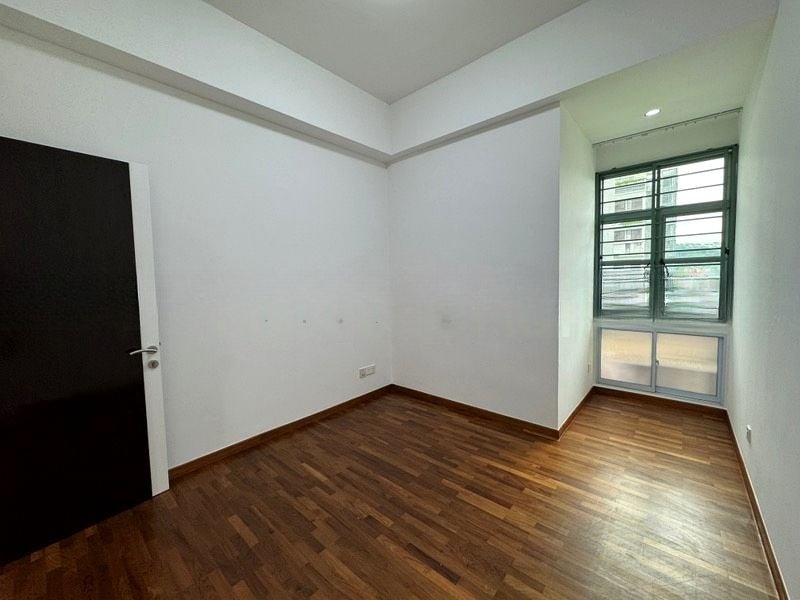 1 KING ALBERT PARK 12