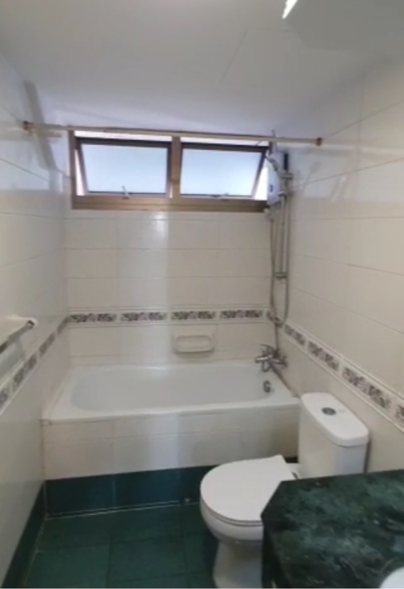 ORCHID PARK CONDOMINIUM 11