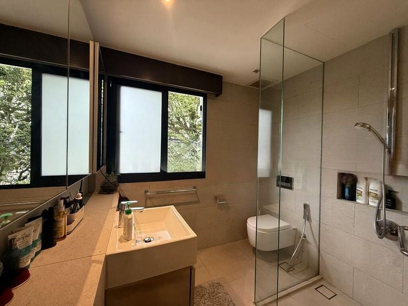 REGENT VILLAS 5