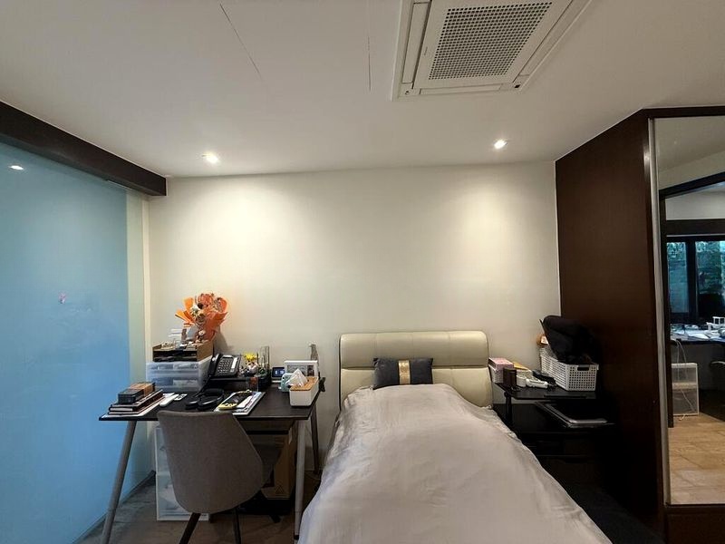 REGENT VILLAS 6