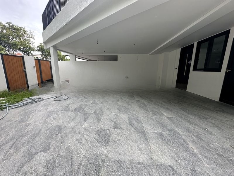 THE JARDINE RESIDENCES 7