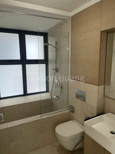 THE ARISTO @ AMBER 4