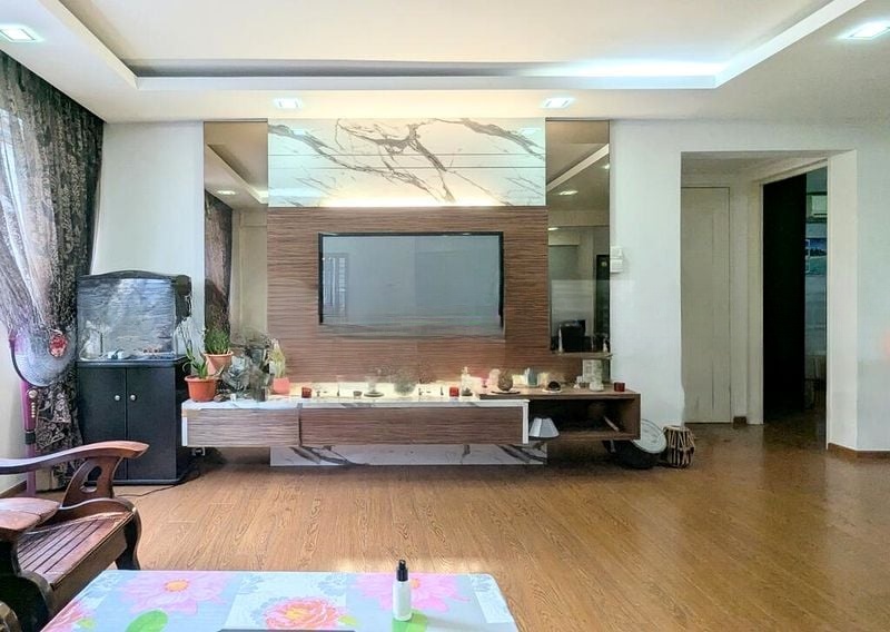 SERANGOON NTH AVE 1 7