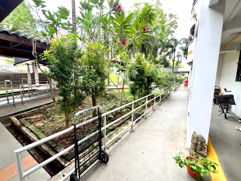 SERANGOON NTH AVE 4 11