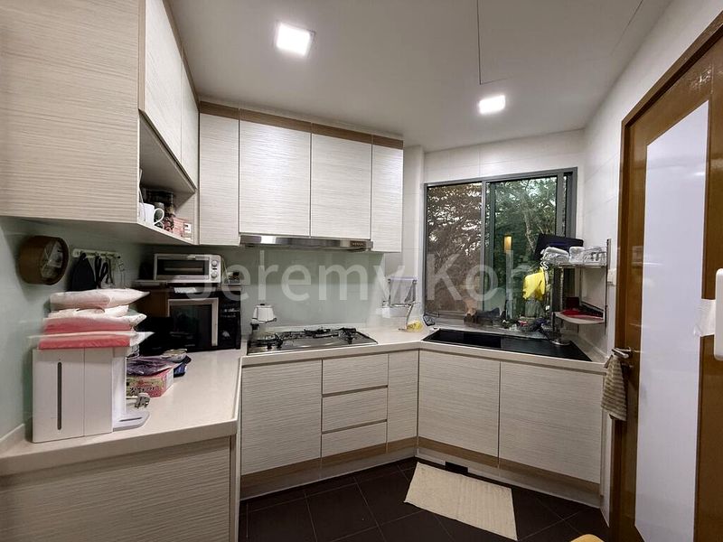 ADAM PARK CONDOMINIUM 6