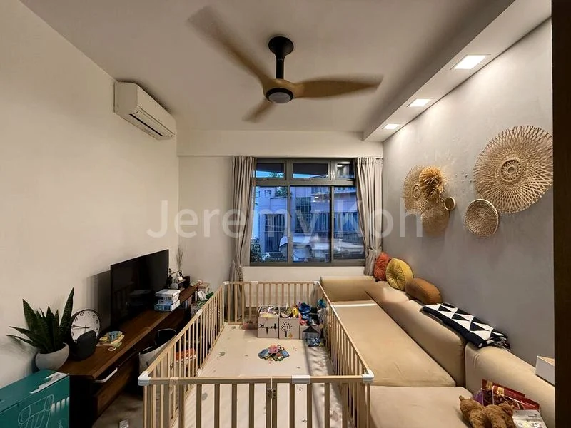 ADAM PARK CONDOMINIUM 8