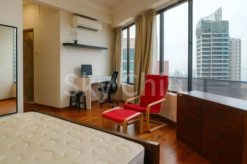 INTERNATIONAL PLAZA 7