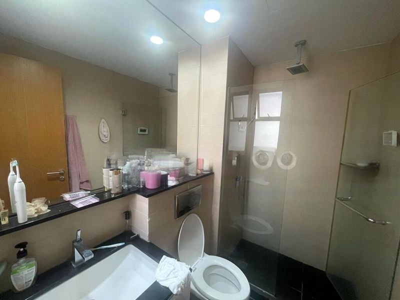ATRIUM RESIDENCES 11