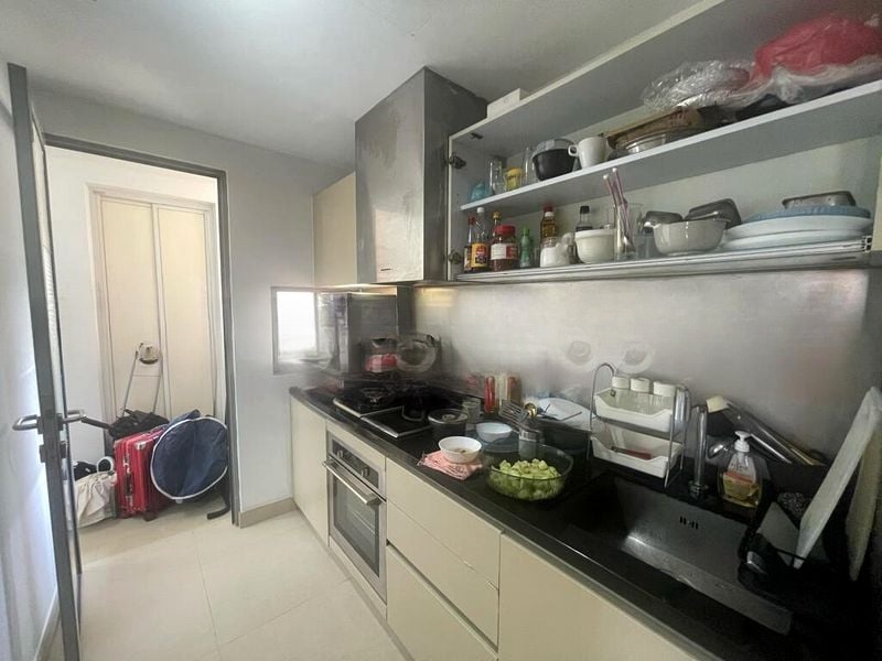 ATRIUM RESIDENCES 10