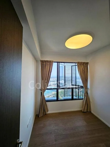 AVENUE SOUTH RESIDENCE 7