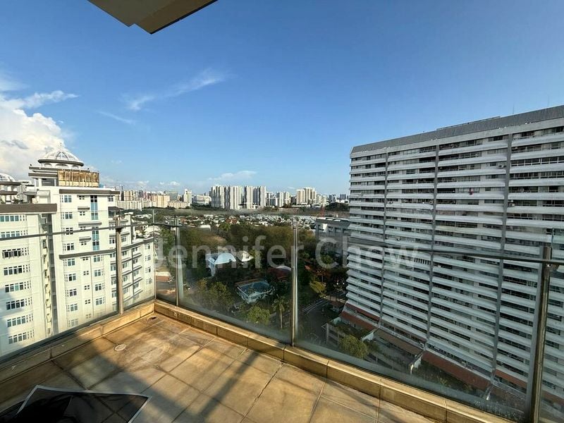 THE SERENADE @ HOLLAND 2