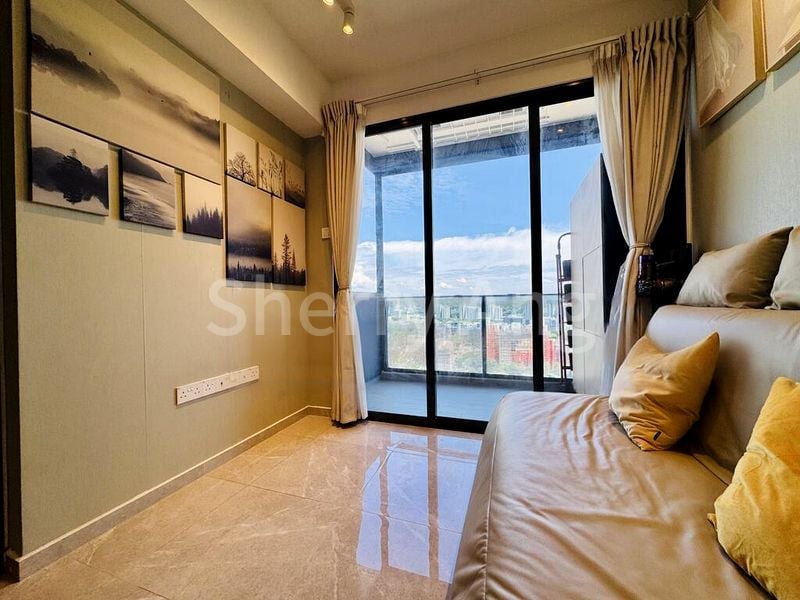 STIRLING RESIDENCES 13