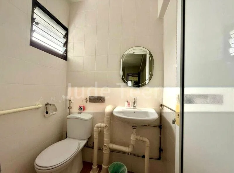 ANG MO KIO AVE 10 10