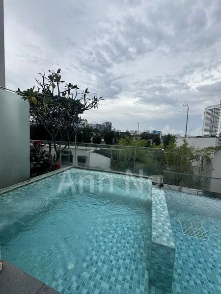 THE RIVERINE BY THE PARK 6