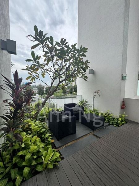 THE RIVERINE BY THE PARK 8