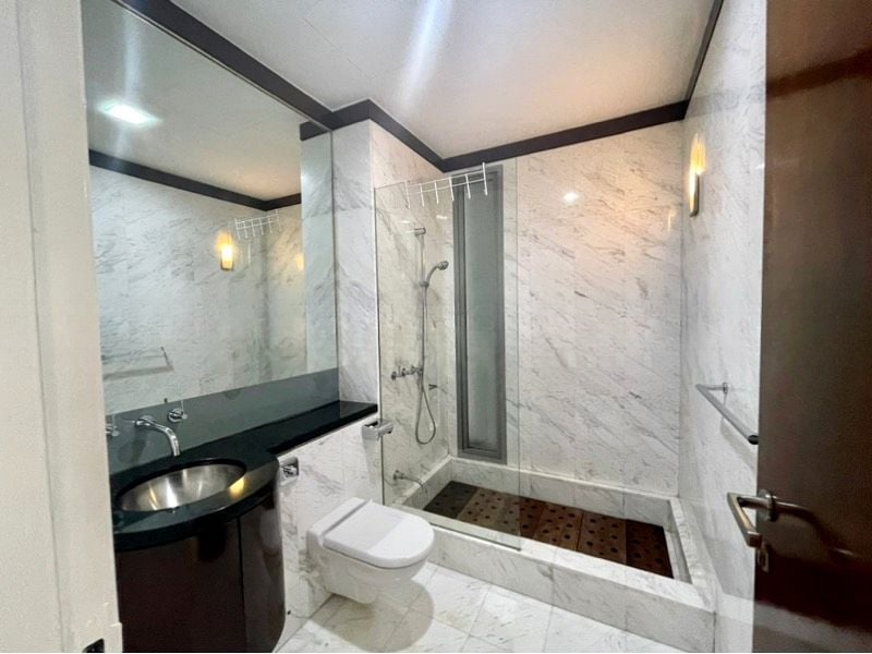 THE ABODE AT DEVONSHIRE 8