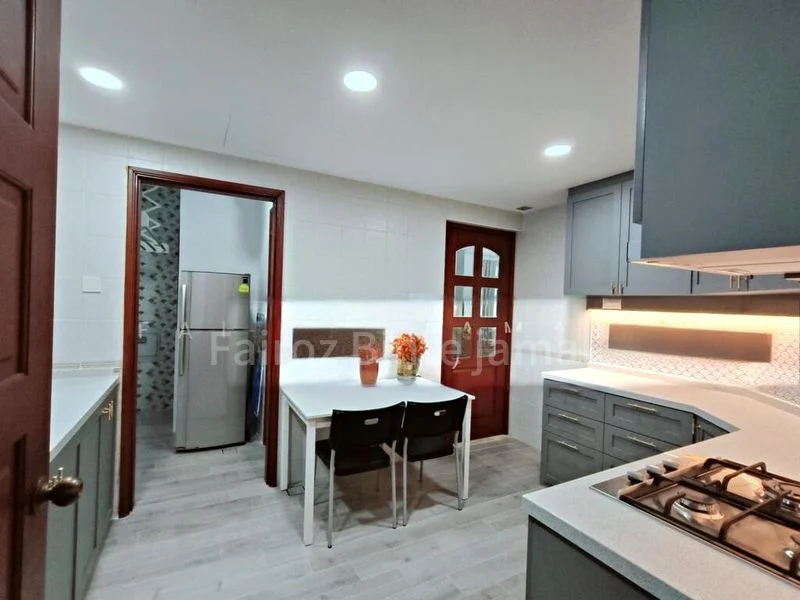 BALLOTA PARK CONDOMINIUM 3